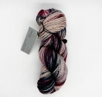 GAZZAL Worm (3889) 100%  шерсть мериноса супервош 150 г / 120 м